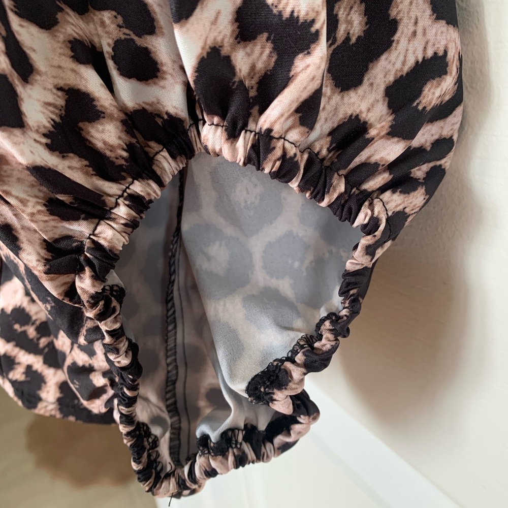 🍬3/20🍬Leopard Print Women's Top